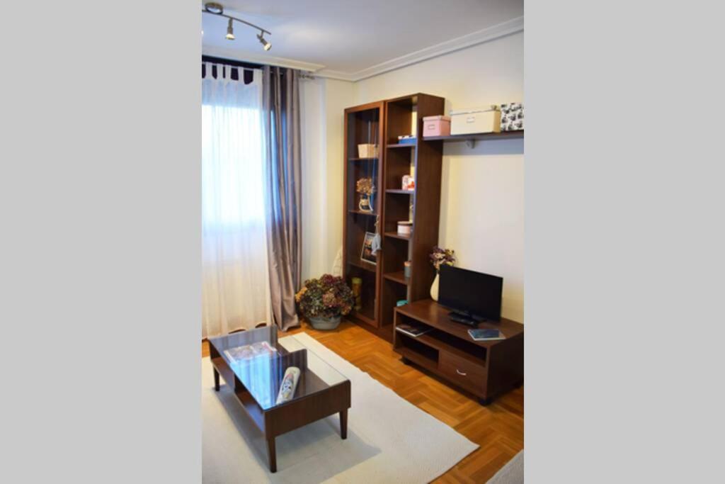 El Pisito De Rodrigo II Apartment Ribadesella Luaran gambar